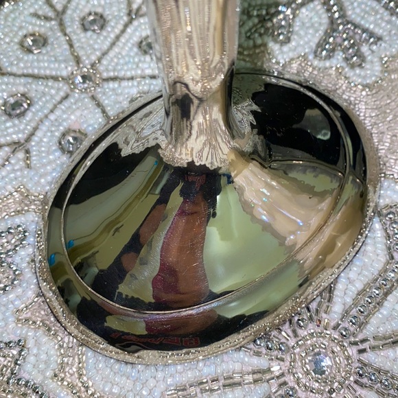 Elegant Chrome Finish Pillar Candleholder - Picture 4 of 6